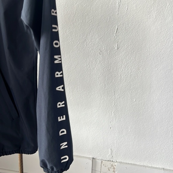 Under Armour Women’s Storm Lightweight Athletic Jacket Small - Picture 5 of 6